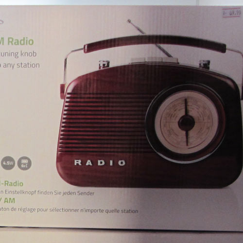 Bacher-Tech Elektro Fachhandel: Küchengeräte, Haushaltsgeräte, Computer, Bildschirme, TV Geräte, Kabel, Handy und Mobiltelefonie, Glühbirnen, Kameras und Autozubehör, Unterhaltungselektronik: Retro-Radio